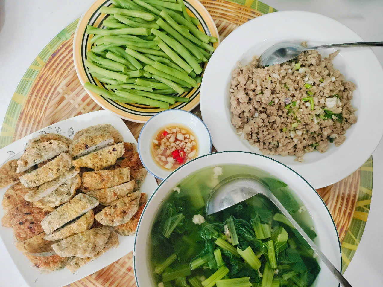Mâm cơm trưa 19/7/2025 8