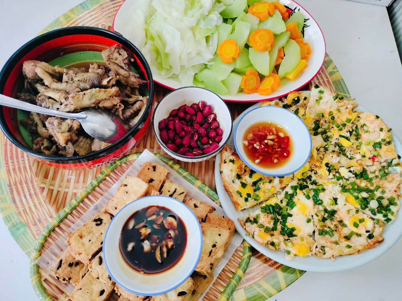 Mâm cơm trưa ngày 9/7/2025 3