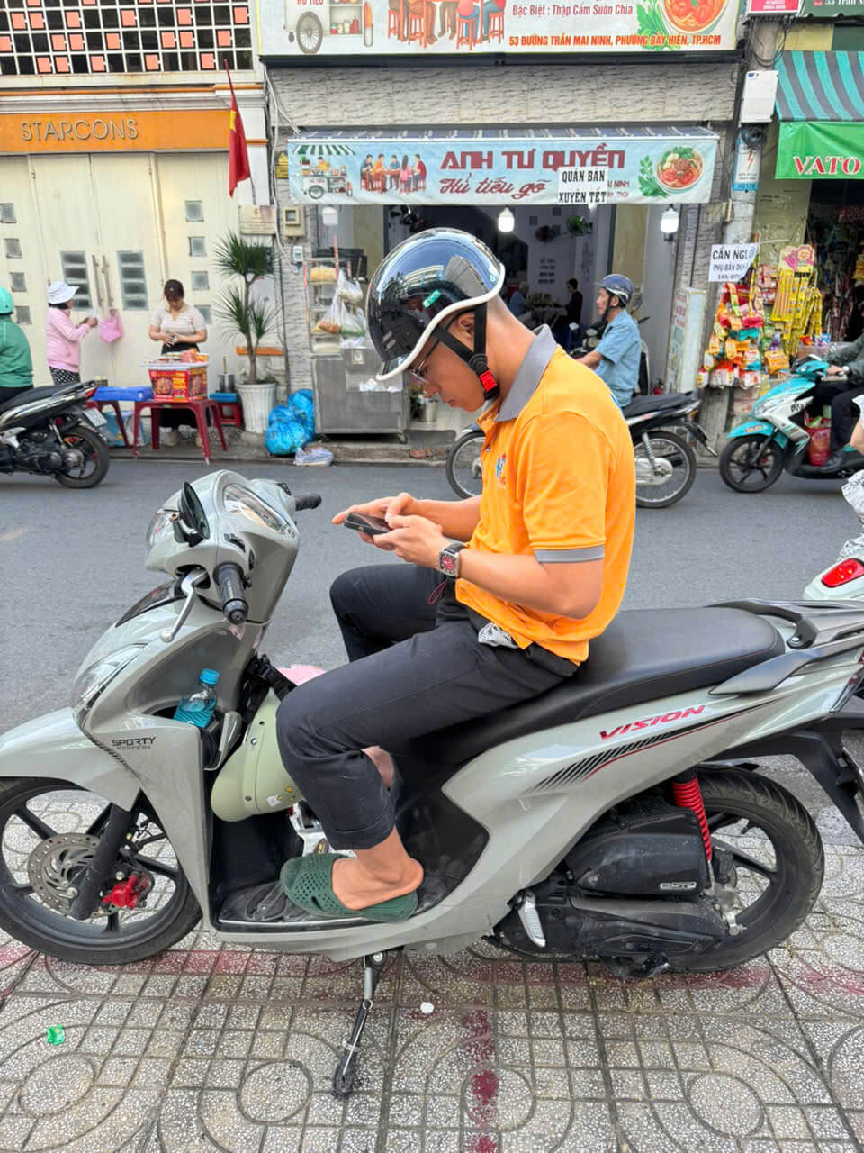 Chuyện về người khổ nhất thế gian 9