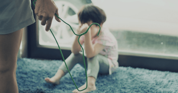 Dạy con có cần đòn roi 4